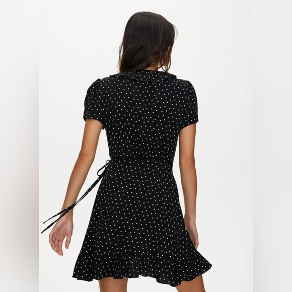 Aritzia Sunday Best Wrap Dress - Picture 4 of 8